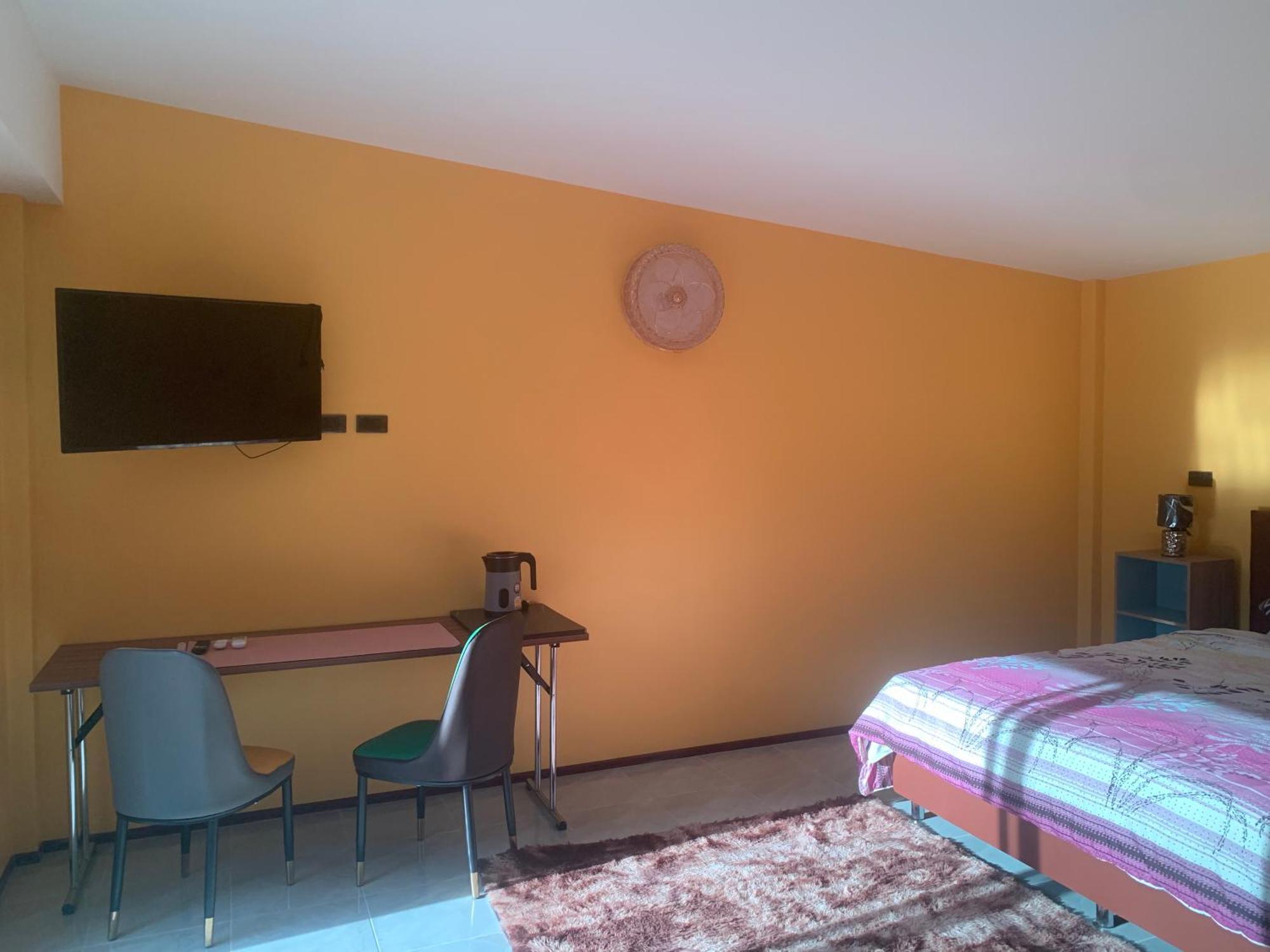 Pajaree And Udo'S Happy Homestay 董里 外观 照片